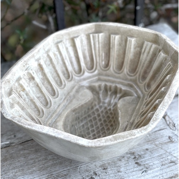 antique pineapple Stoneware bread mold bowl No.8 french country farmhouse decor - Picture 1 of 12